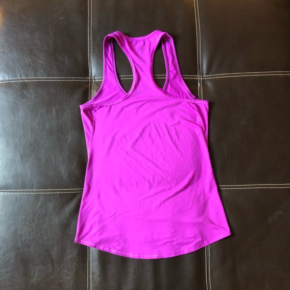Athleta chi tank hi-low hemline - Picture 2 of 5